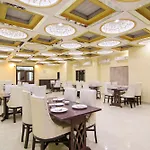Oyo 11532 Hotel Sr Grand