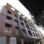 Oyo 11532 Hotel Sr Grand